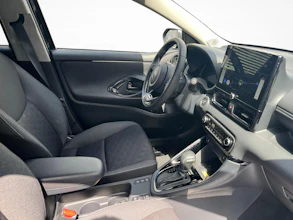 https://vehicle.imgix.net/3987523/a1e1b005-5db9-4ce4-a9b1-9bda030fbd16.jpg
