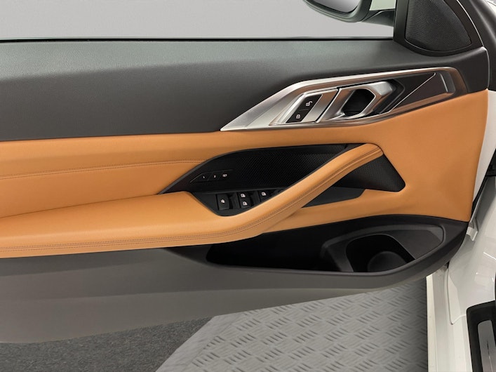 Vehicle image BMW 4 SERIES