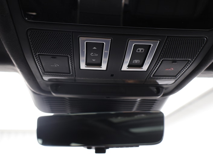 Vehicle image LAND ROVER RANGE ROVER EVOQUE