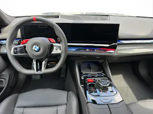 BMW M5 xDrive Touring