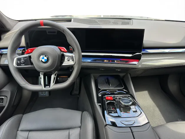 BMW M5 xDrive Touring