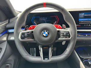 BMW M5 xDrive Touring