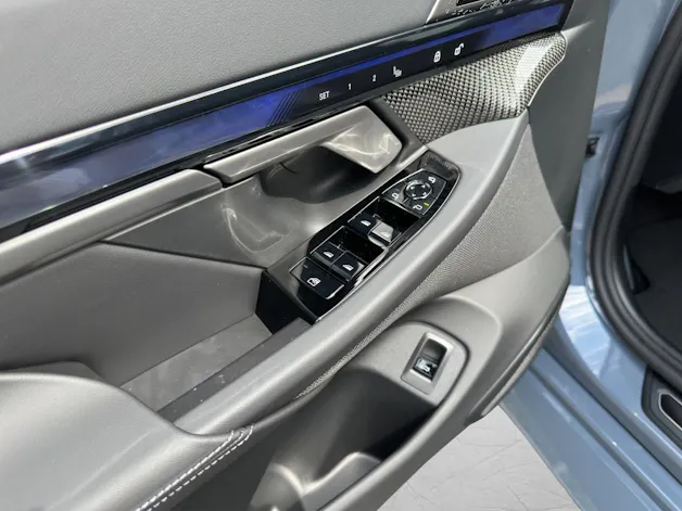 BMW M5 xDrive Touring