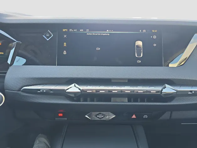 DS Automobiles 4 1.2 Hybrid Pallas