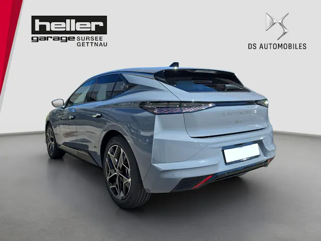 DS Automobiles 4 1.2 Hybrid Pallas