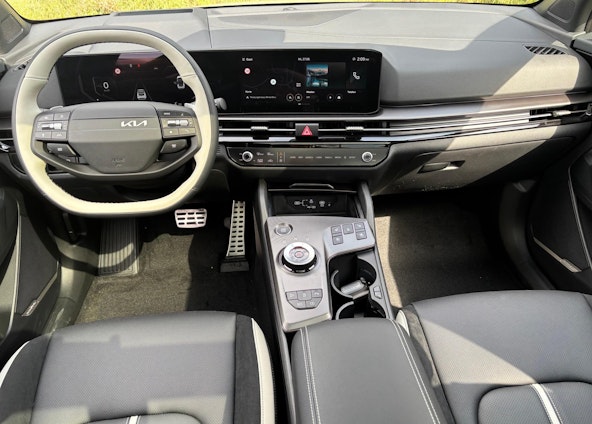 Vehicle image 10 Vehicle image 10