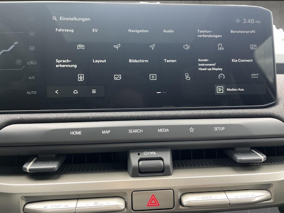 Vehicle image 15 Vehicle image 15