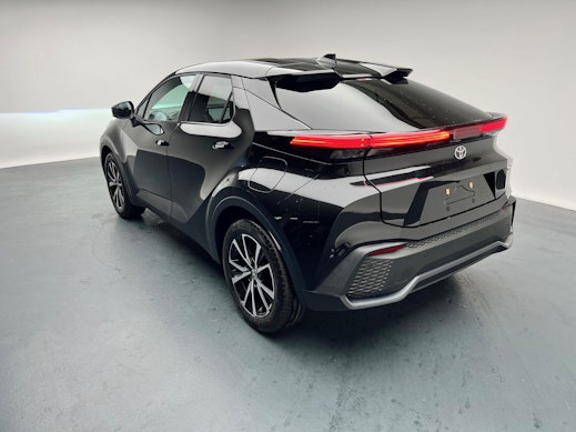 TOYOTA C-HR 2.0 PHEV Swiss Edition 3