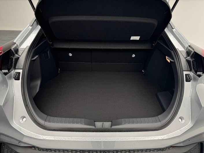 Vehicle image TOYOTA C-HR