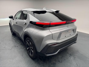 Vehicle image TOYOTA C-HR 2.0 PHEV Swiss Edition
