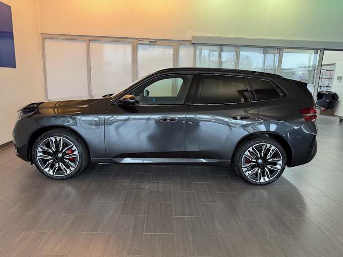 Vehicle image BMW X3