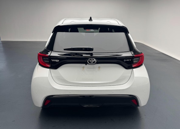 Vehicle image 4 Vehicle image 4