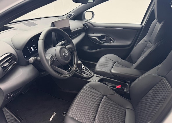 Vehicle image 5 Vehicle image 5