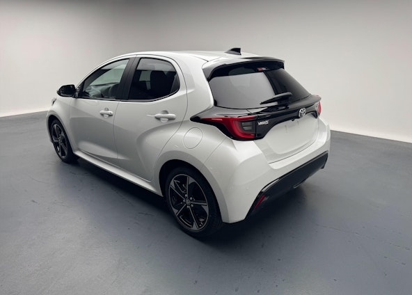 Vehicle image 3 Vehicle image 3