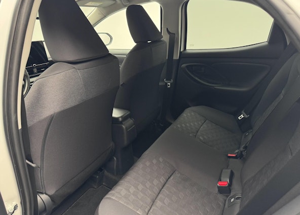 Vehicle image 7 Vehicle image 7