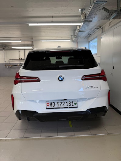 Vehicle image BMW X3