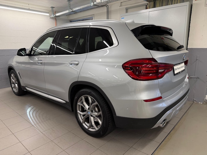 Vehicle image BMW X3