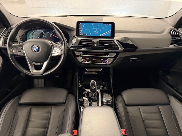 Vehicle image BMW X3