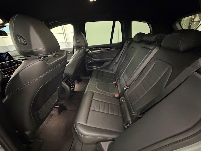 Vehicle image BMW X3