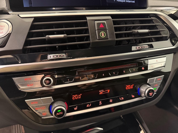 Vehicle image BMW X3