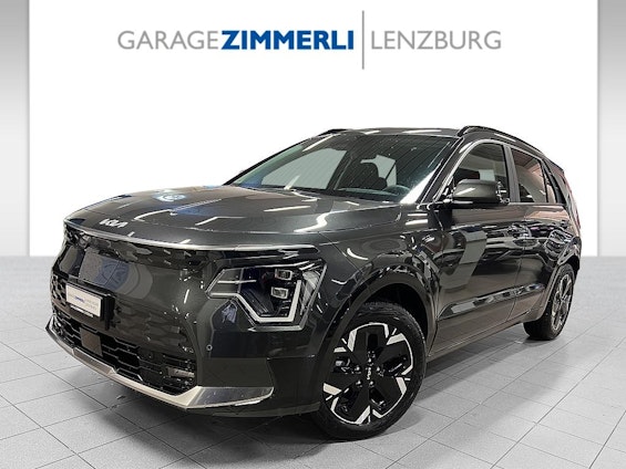 First vehicle image First vehicle image