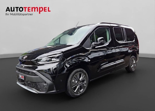 First vehicle image First vehicle image