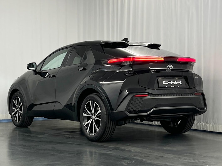 Vehicle image TOYOTA C-HR