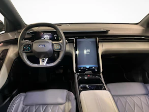 https://vehicle.imgix.net/3987938/edd3b806-e08e-4d95-b1bb-dc5a2512eec2.jpg