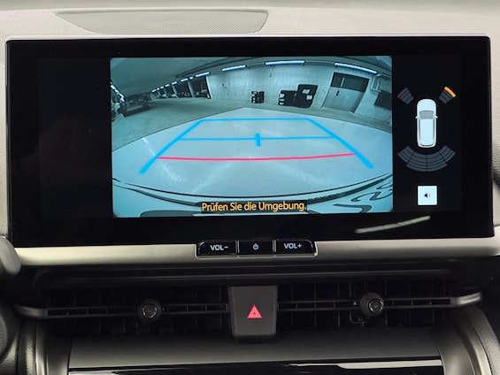 Vehicle image 14 Vehicle image 14