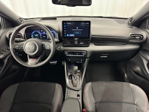 Vehicle image TOYOTA Yaris 1.5 VVT-i HSD GR Sport