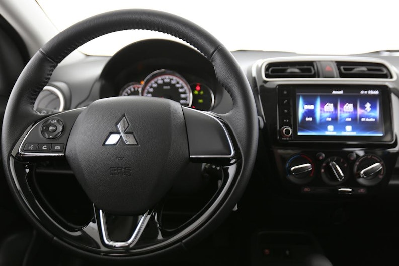 Vehicle image MITSUBISHI SPACE STAR