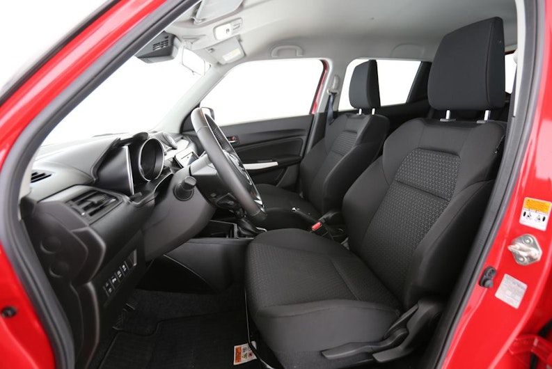 Vehicle image SUZUKI SWIFT