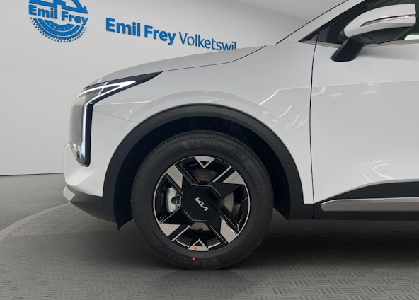 Vehicle image 3 Vehicle image 3