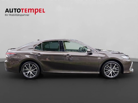 Vehicle image 12 Vehicle image 12