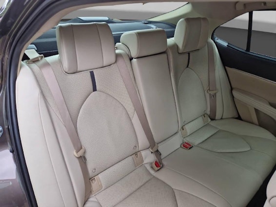 Vehicle image 7 Vehicle image 7