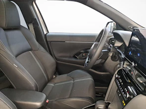 Fahrzeugbild TOYOTA Yaris Cross 1.5 VVT-i HSD Premium AWD-i