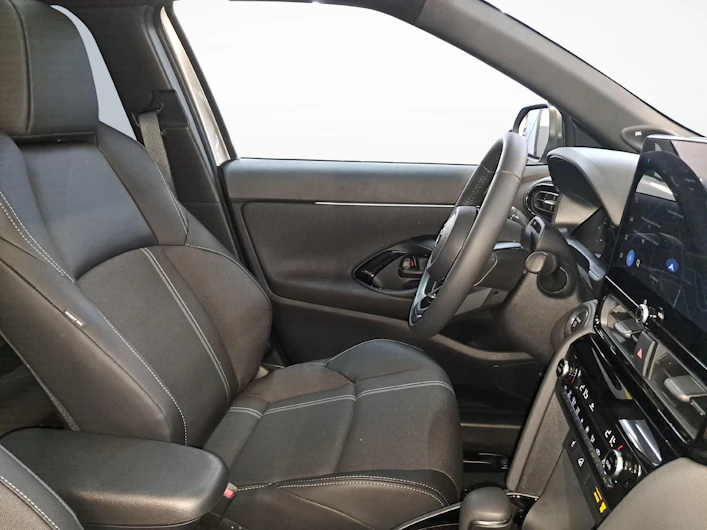 Fahrzeugbild TOYOTA YARIS CROSS