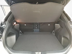 Fahrzeugbild TOYOTA Yaris Cross 1.5 VVT-i HSD Premium AWD-i