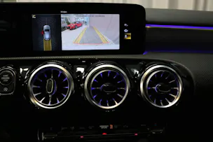 Mercedes-Benz A 180 AMG Line