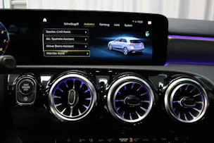 Mercedes-Benz A 180 AMG Line
