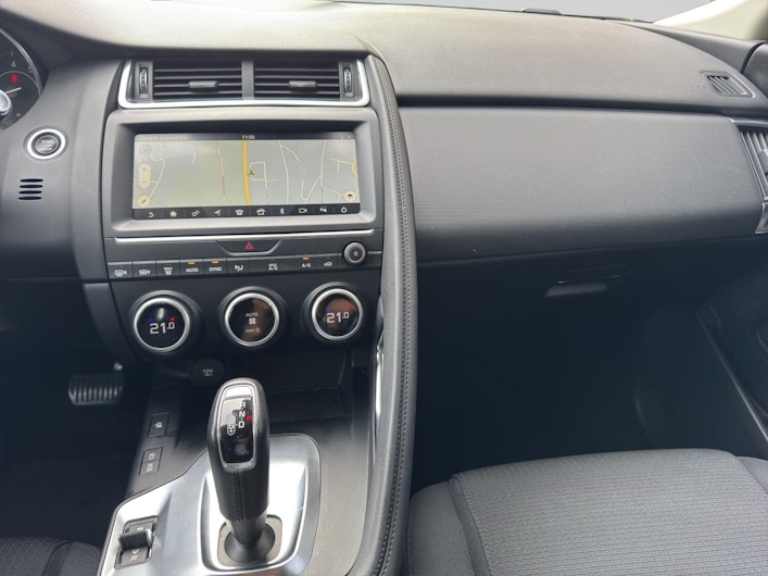 Vehicle image JAGUAR E-PACE