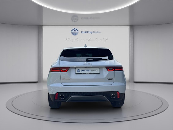 Vehicle image 4 Vehicle image 4