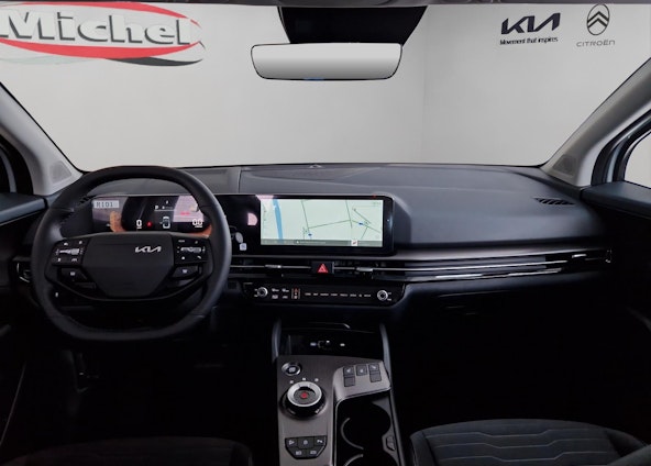 Vehicle image 9 Vehicle image 9