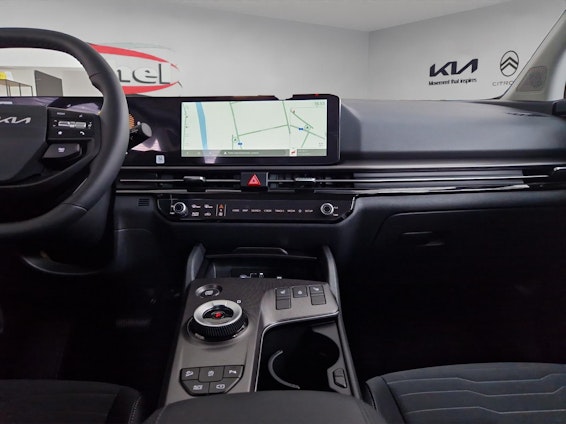 Vehicle image 10 Vehicle image 10