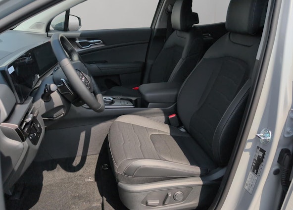 Vehicle image 8 Vehicle image 8