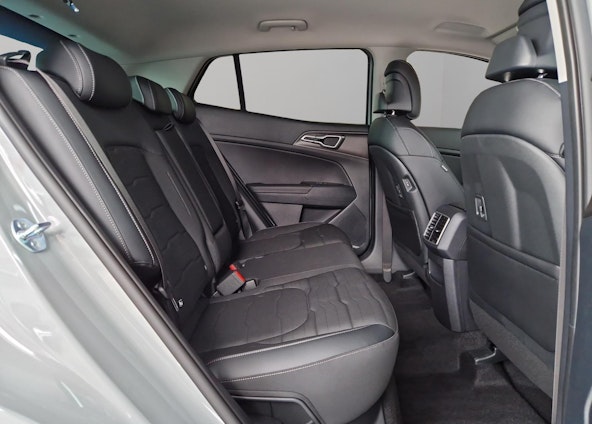 Vehicle image 14 Vehicle image 14