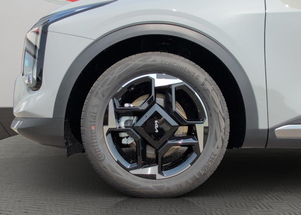 Vehicle image 17 Vehicle image 17