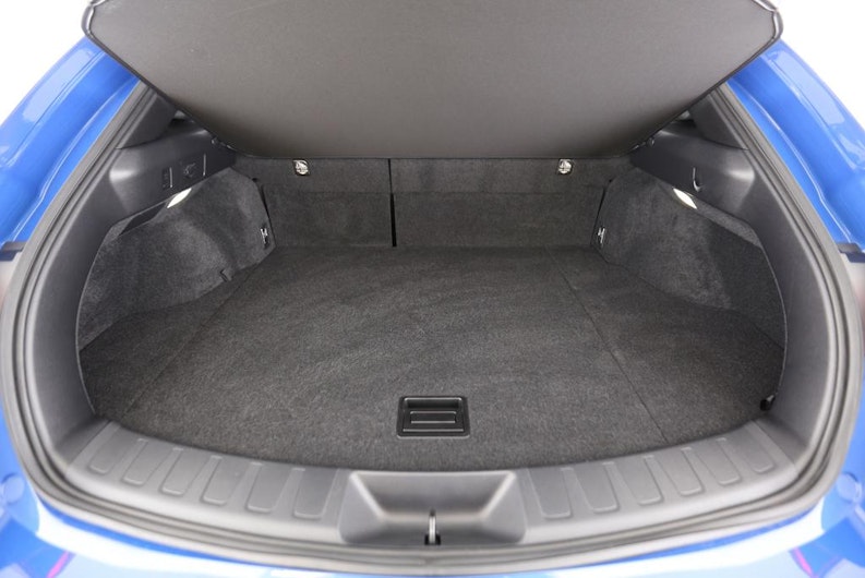 Vehicle image LEXUS UX