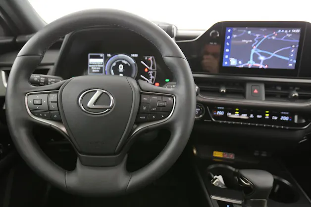 Lexus UX 250h F-Line