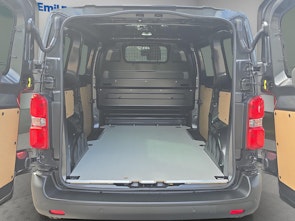 Vehicle image OPEL Vivaro-e Cargo 50kWh